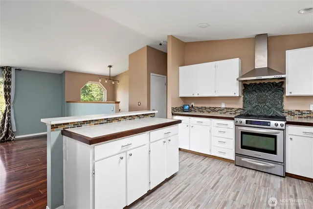 $499,999 | 1271 South Rickover Drive, Coupeville, WA 98239