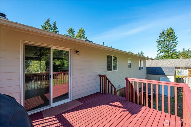 $499,999 | 1271 South Rickover Drive, Coupeville, WA 98239