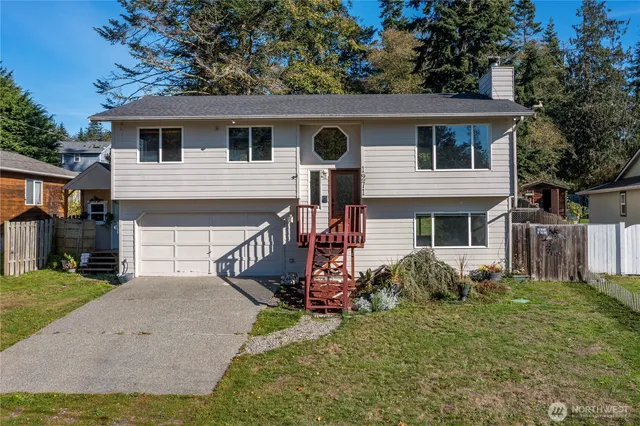 $489,000 | 1271 South Rickover Drive, Coupeville, WA 98239