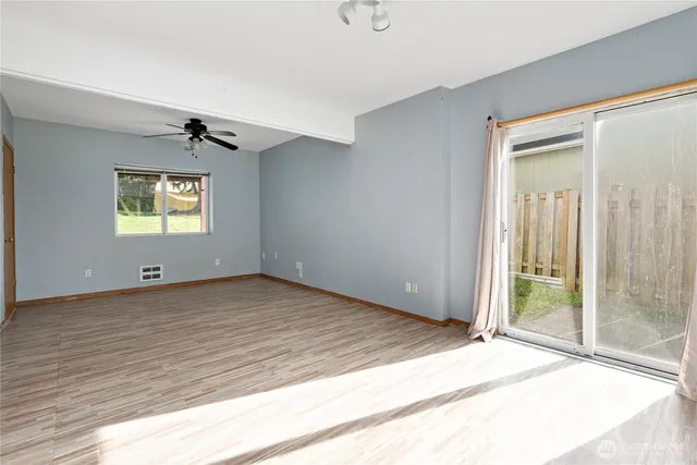 $499,999 | 1271 South Rickover Drive, Coupeville, WA 98239