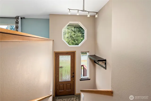 $499,999 | 1271 South Rickover Drive, Coupeville, WA 98239