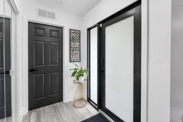 $2,700 | 8014 Ambach Way, Hypoluxo, FL 33462