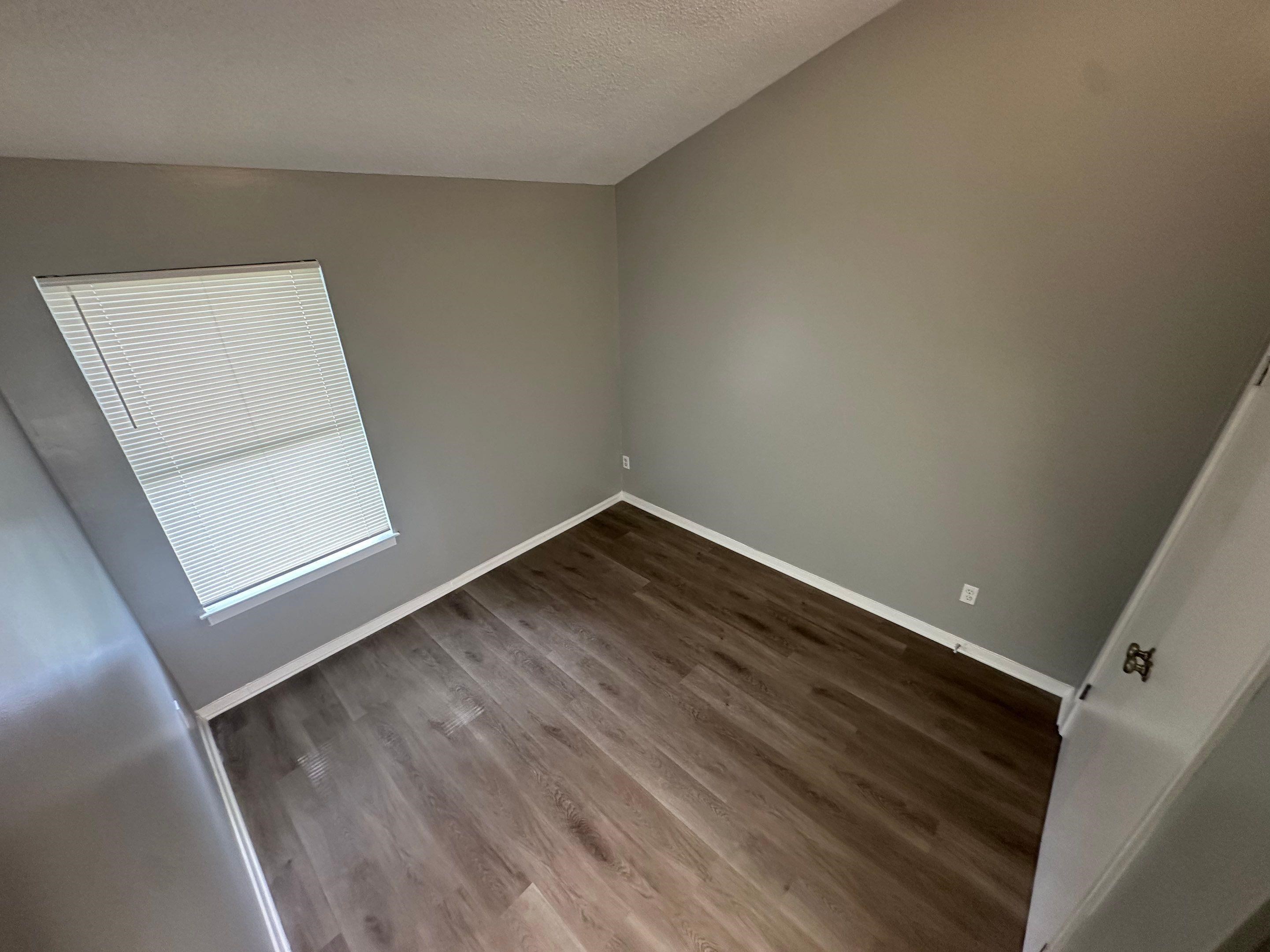 4708 Laughlin Road Memphis, TN 38118 - Photo 7 of 12 Gallery Image 7
