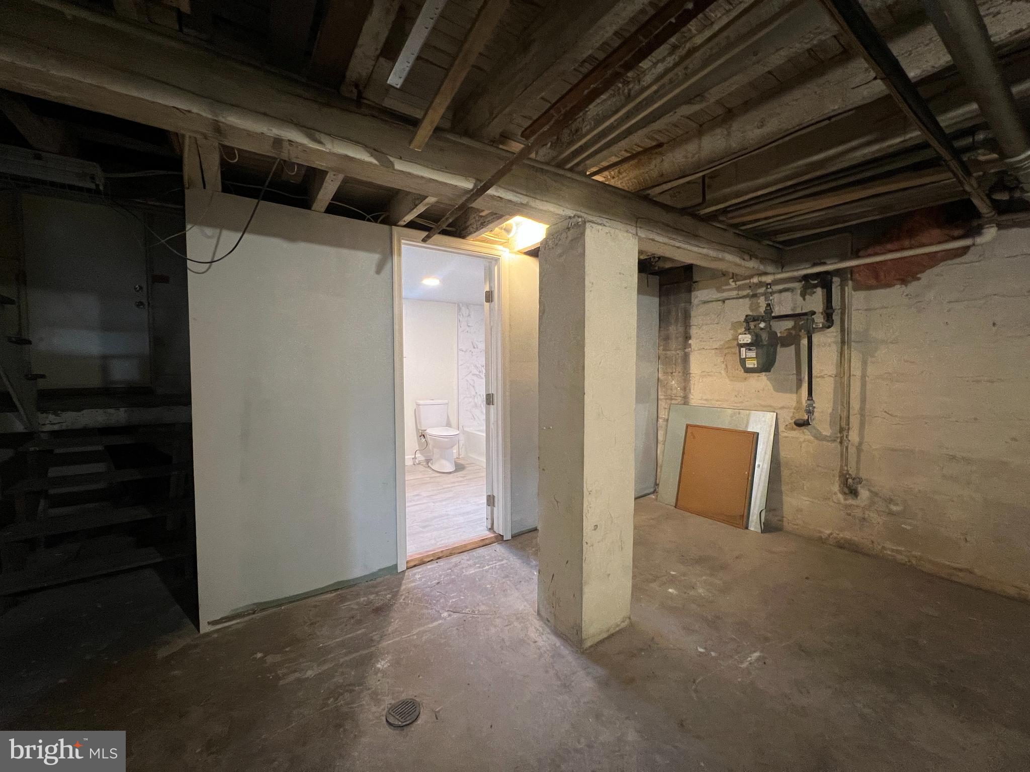 5001 Overton Street Baltimore, MD 21229 - Photo 23 of 32 a view of a storage room