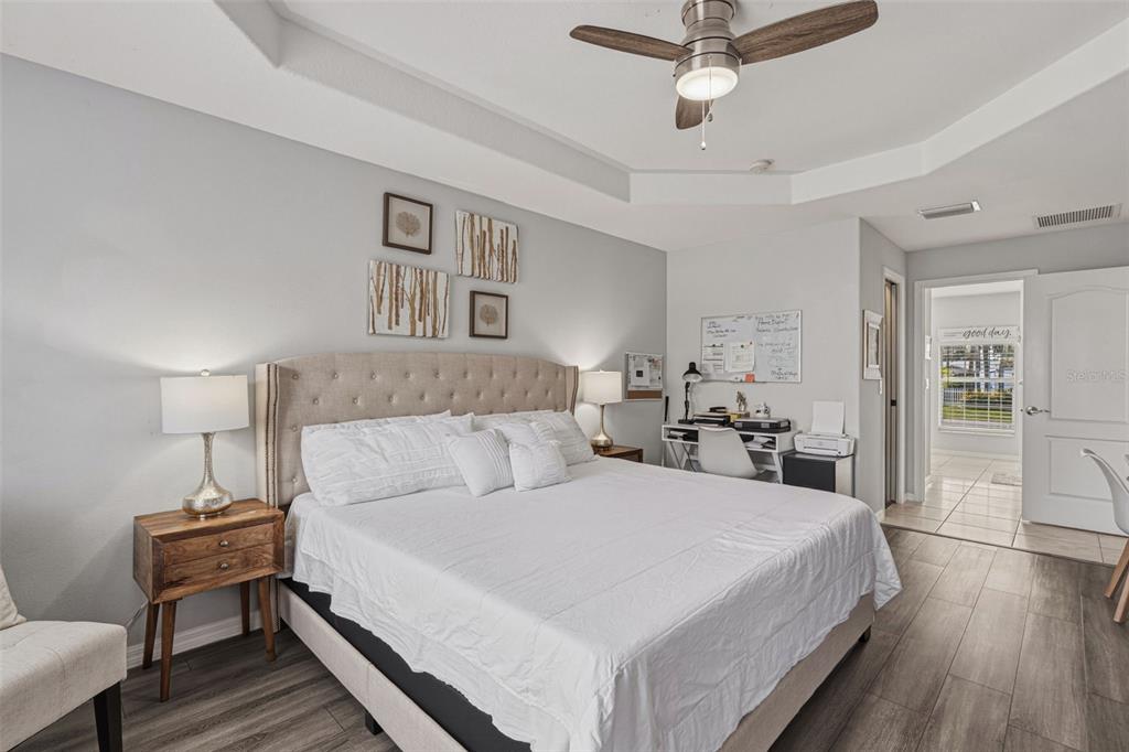 3131 Hercules Road Venice, FL 34293 - Photo 16 of 56