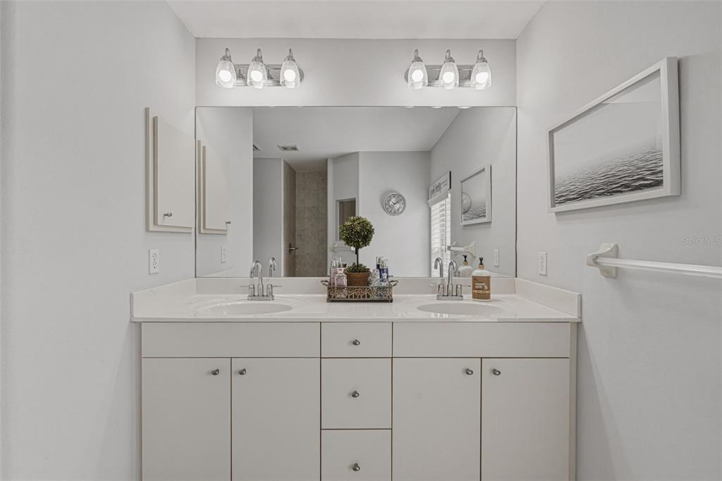 3131 Hercules Road Venice, FL 34293 - Photo 18 of 56