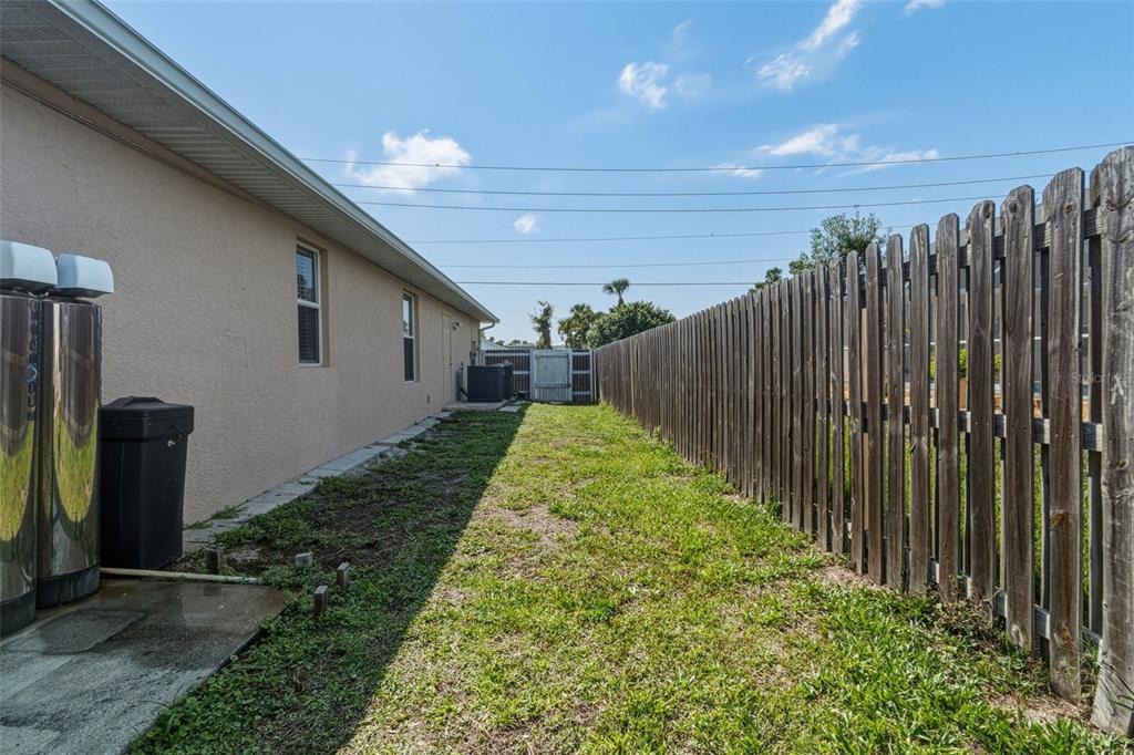 3131 Hercules Road Venice, FL 34293 - Photo 51 of 56