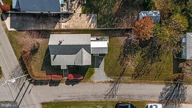 $375,000 | 300 Weems Street, Colonial Beach, VA 22443