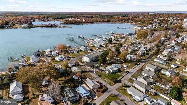 $375,000 | 300 Weems Street, Colonial Beach, VA 22443