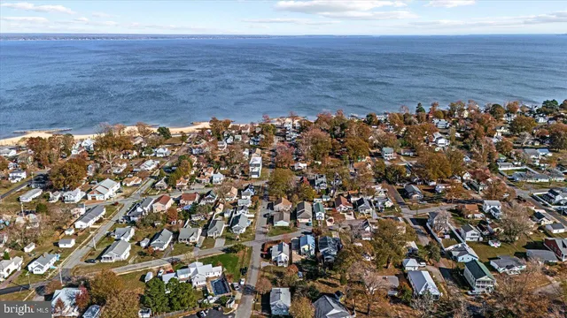 $375,000 | 300 Weems Street, Colonial Beach, VA 22443