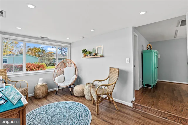 $375,000 | 300 Weems Street, Colonial Beach, VA 22443