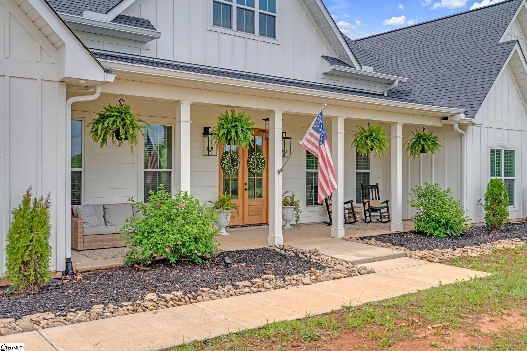 320 Terry Road Fountain Inn, SC 29644 - Photo 2 of 39