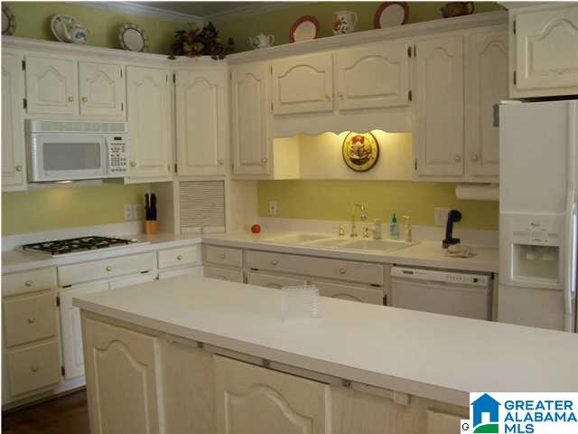 715 Coupland Road Odenville, AL 35120 - Photo 10 of 31