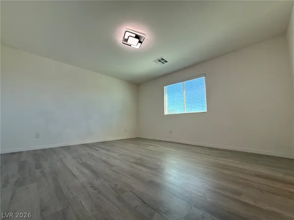 $2,195 | 10208 Arch Bluff Street, Las Vegas, NV 89178