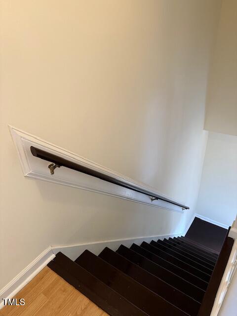 6102 Highcastle Court Raleigh, NC 27613 - Photo 22 of 45 IMG_5947