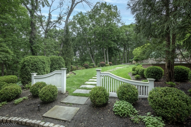 19 Cliffside Way Boonton, NJ 07005 - Photo 48 of 50