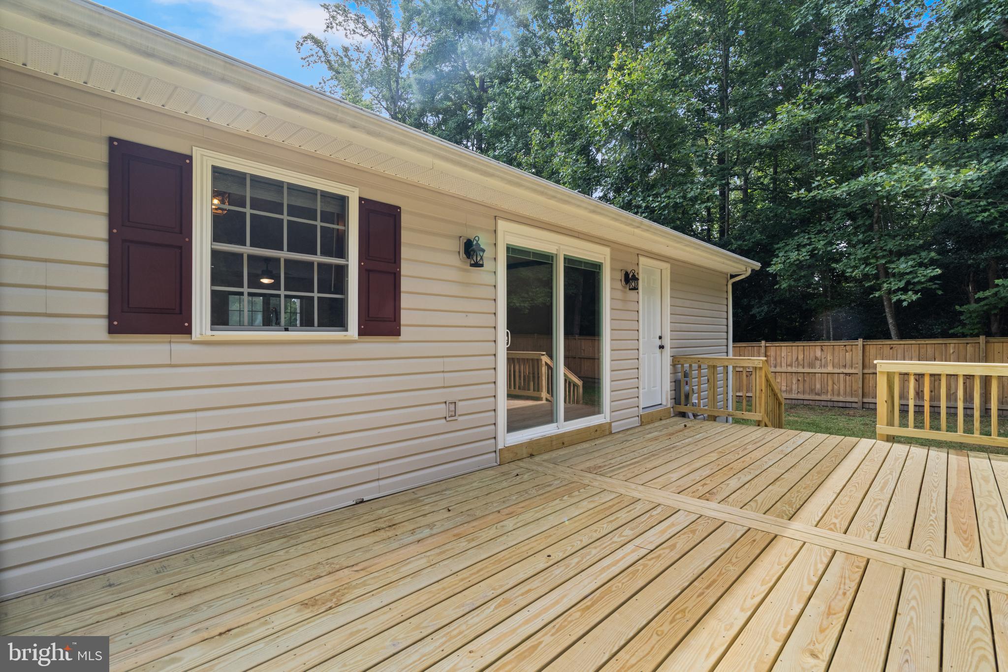 14479 Round Hill Road King George, VA 22485 - Photo 34 of 69 Back Deck