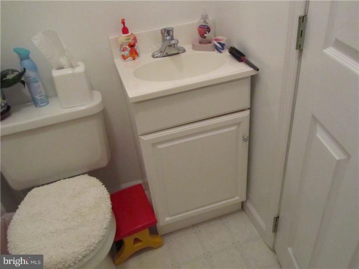 307 Ryers Avenue Cheltenham, PA 19012 - Photo 8 of 25 Bathroom