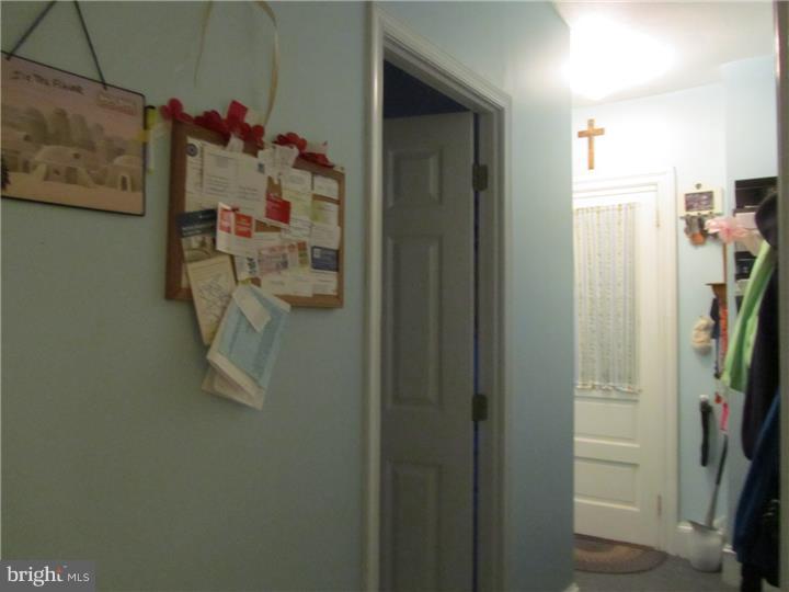 307 Ryers Avenue Cheltenham, PA 19012 - Photo 9 of 25 Hallway