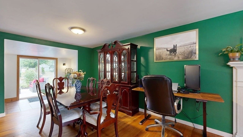 50 Rolling Ridge Road Holden, MA 01520 - Photo 8 of 42