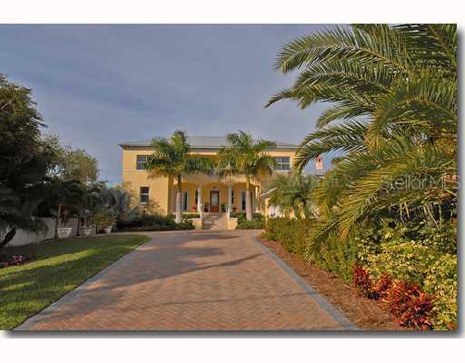 4006 Roberts Point Road Siesta Key, FL 34242 - Photo 1 of 1 Exterior Front