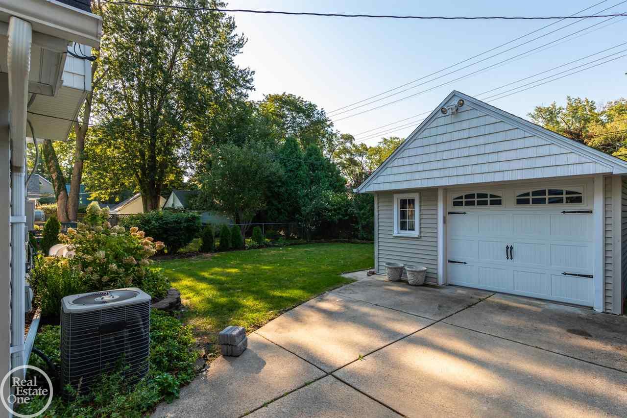 75 Muir Road Grosse Pointe Farms, MI 48236 - Photo 30 of 30