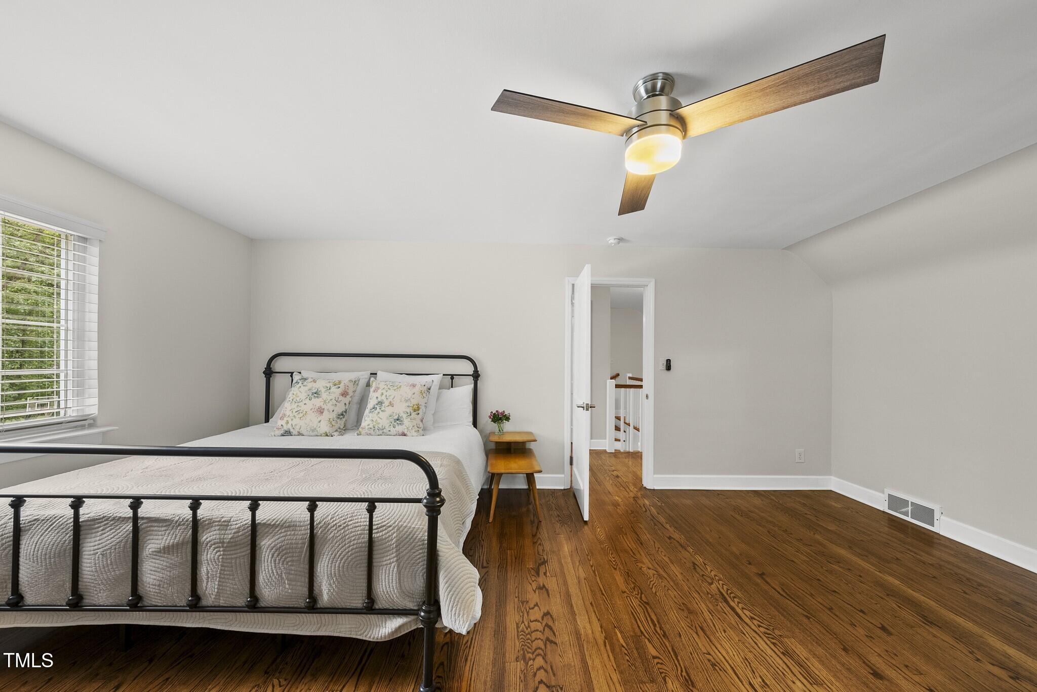 1312 Dixie Trail Raleigh, NC 27607 - Photo 27 of 46 026_DSC08726