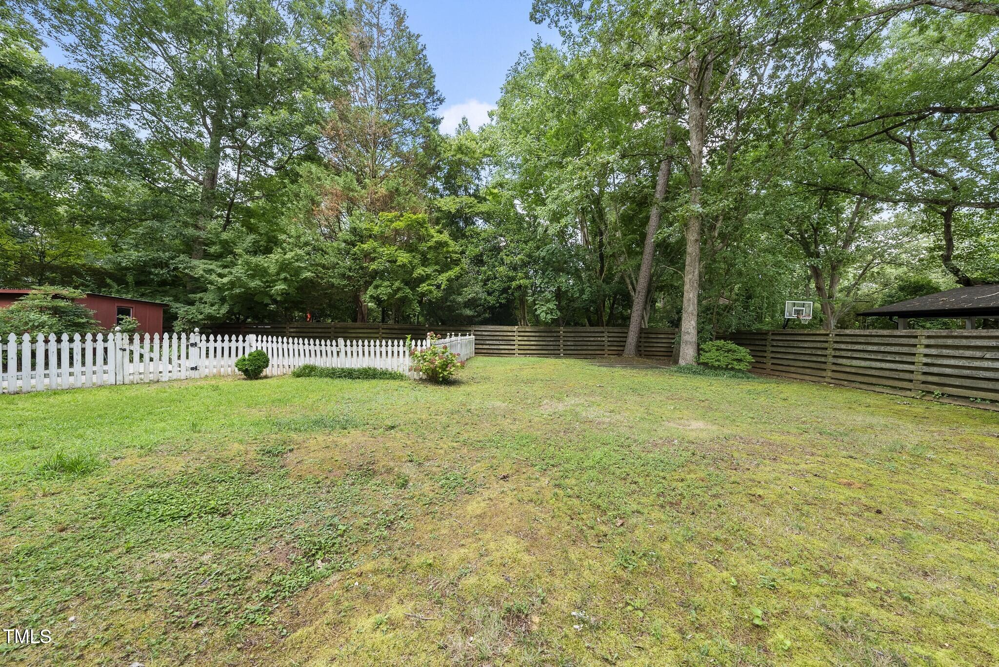 1312 Dixie Trail Raleigh, NC 27607 - Photo 36 of 46 041_DSC08634