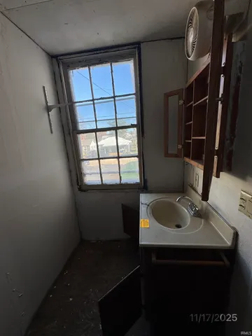 $29,900 | 531 11th Street, Tell City, IN 47586