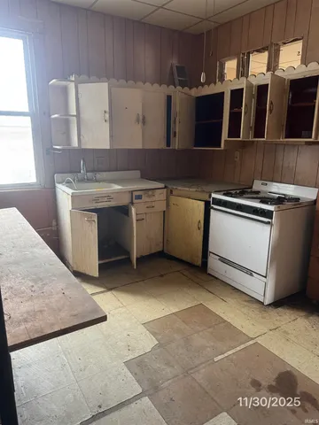 $29,900 | 531 11th Street, Tell City, IN 47586