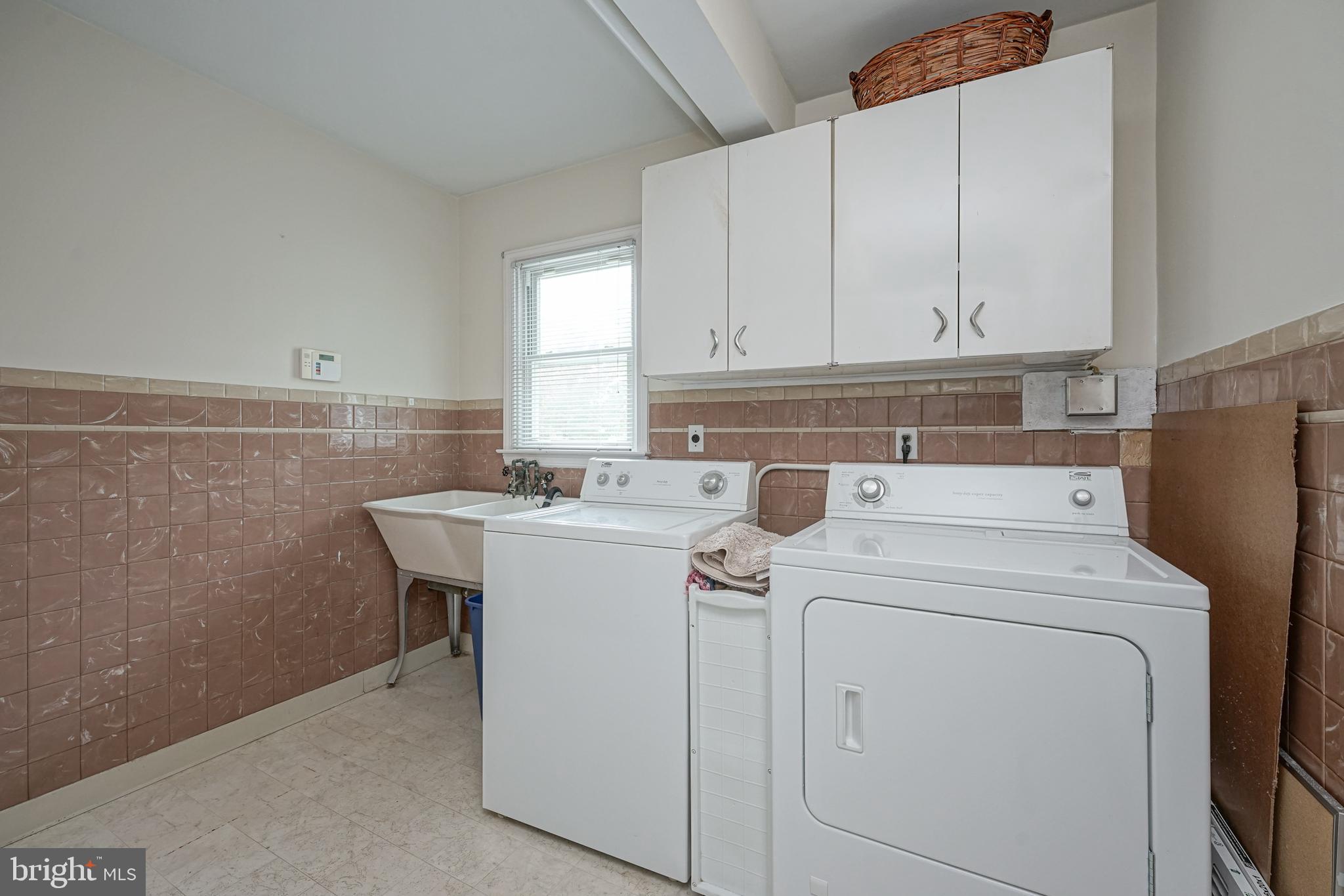 21 Warwick Road Stratford, NJ 08084 - Photo 15 of 29