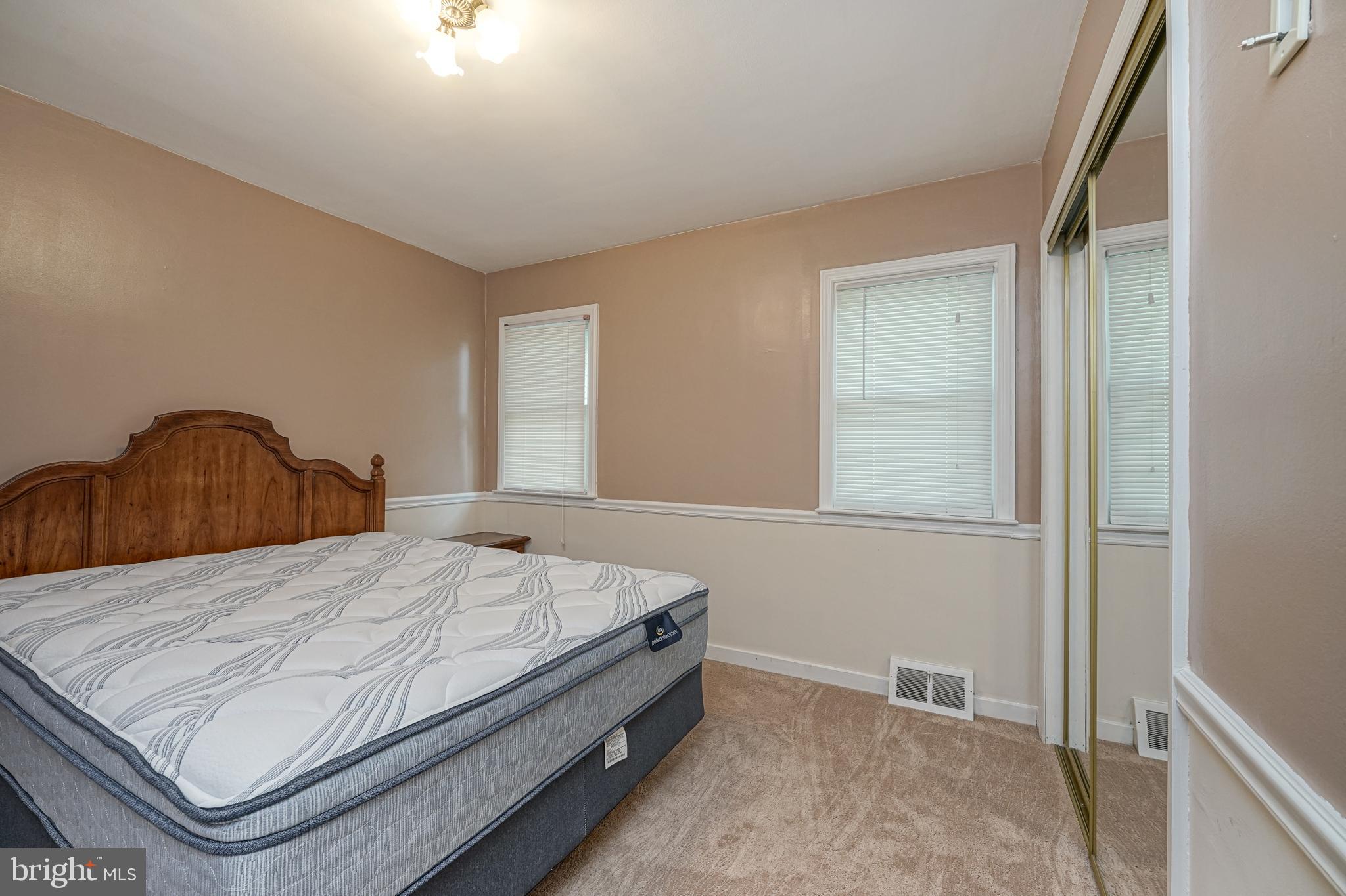 21 Warwick Road Stratford, NJ 08084 - Photo 24 of 29