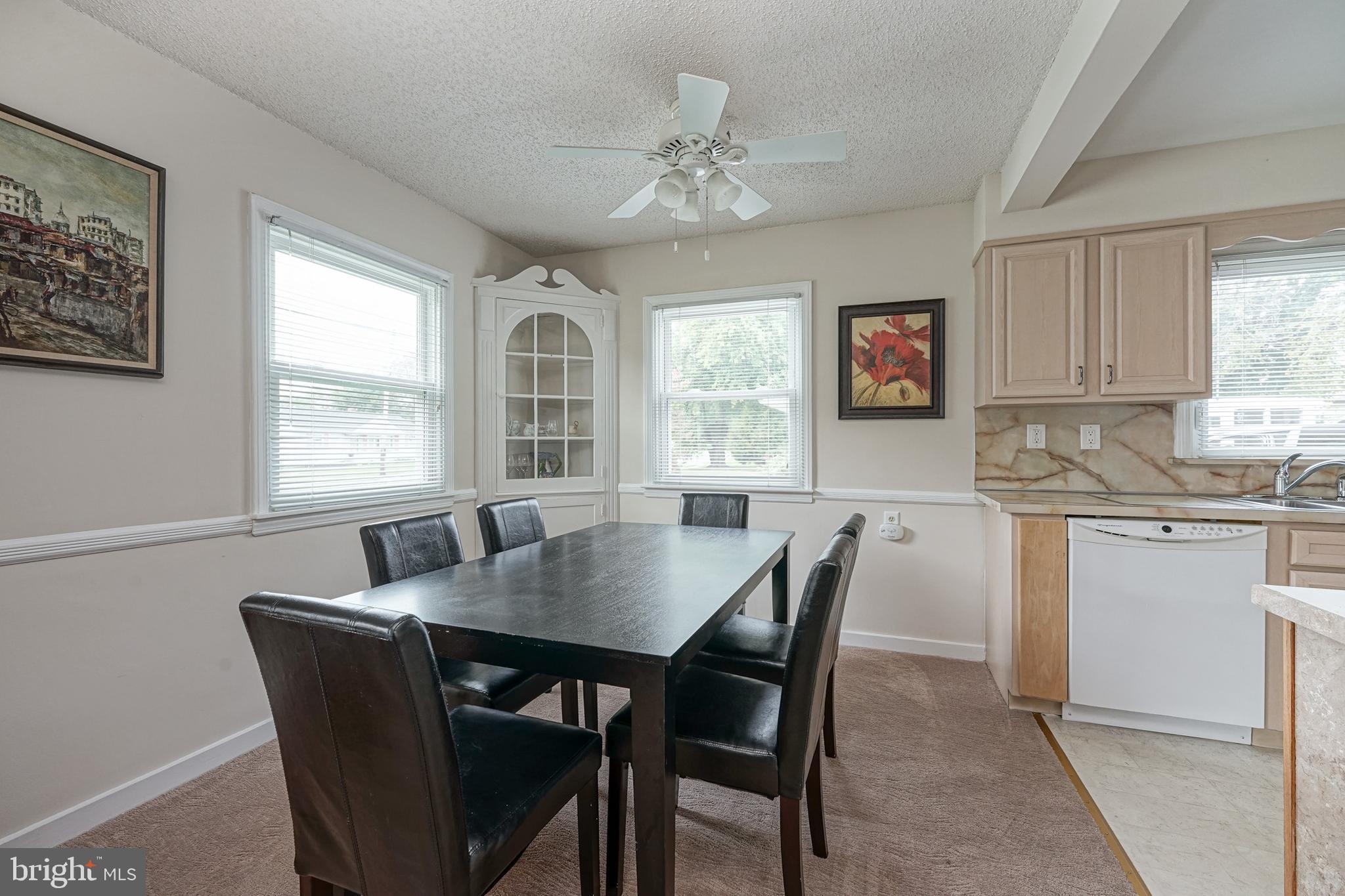 21 Warwick Road Stratford, NJ 08084 - Photo 8 of 29