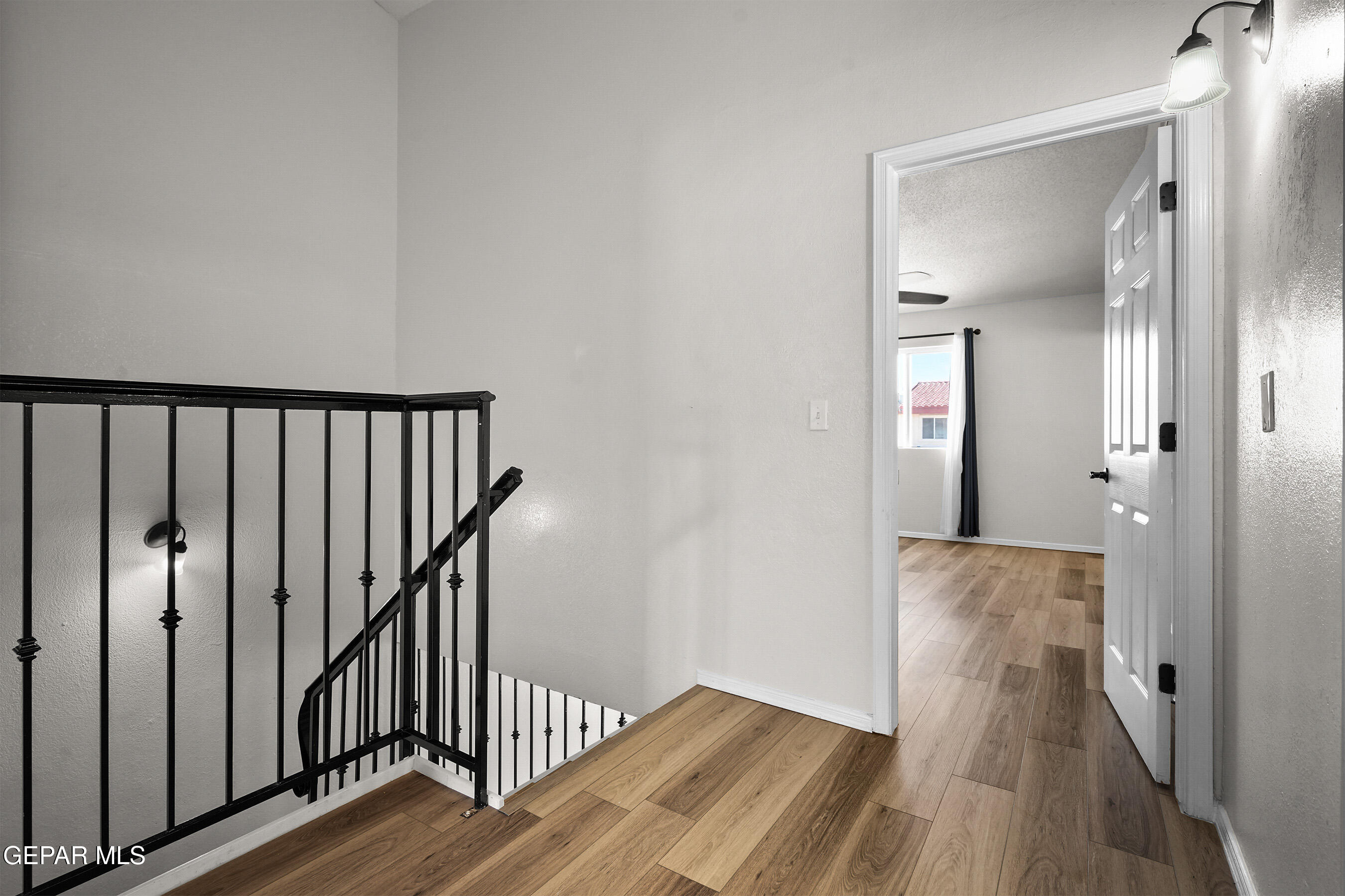 11023 Splendor Court El Paso, TX 79936 - Photo 18 of 43 Flexible Loft Space