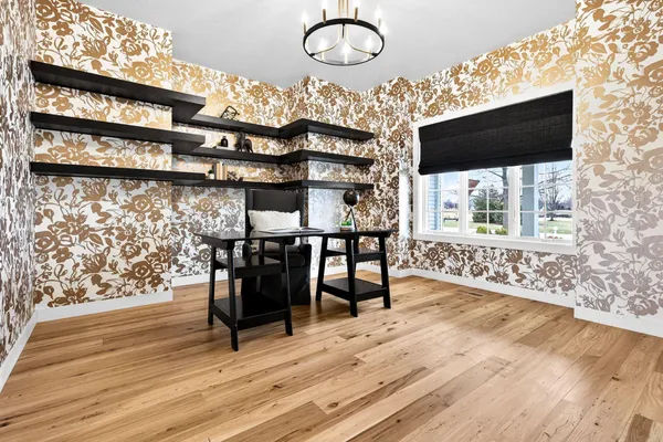 $1,200,000 | 30 Golden Wheat Lane, Wrightstown, WI 54180
