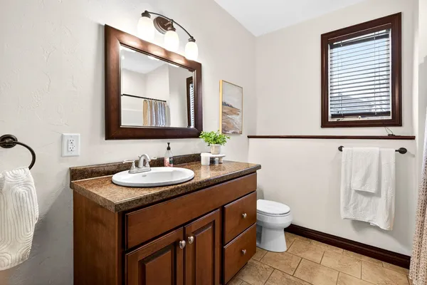$1,200,000 | 30 Golden Wheat Lane, Wrightstown, WI 54180