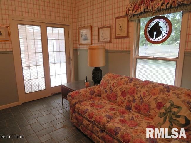 1708 Oakshire Road Marion, IL 62959 - Photo 21 of 28 Gallery Image 21