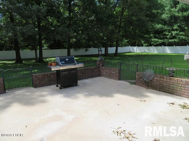 1708 Oakshire Road Marion, IL 62959 - Photo 25 of 28 Gallery Image 25