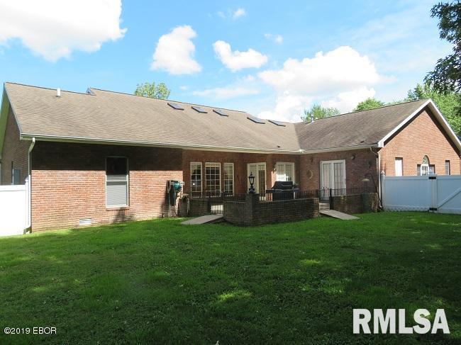 1708 Oakshire Road Marion, IL 62959 - Photo 27 of 28 Gallery Image 27