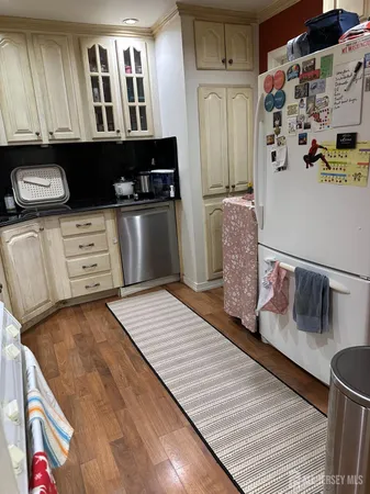 $250,000 | 190 College Drive, Edison, NJ 08817