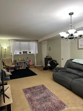 $250,000 | 190 College Drive, Edison, NJ 08817