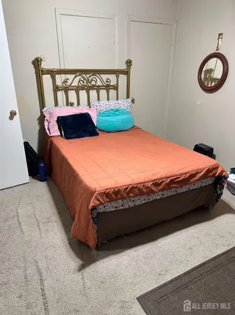 $250,000 | 190 College Drive, Edison, NJ 08817
