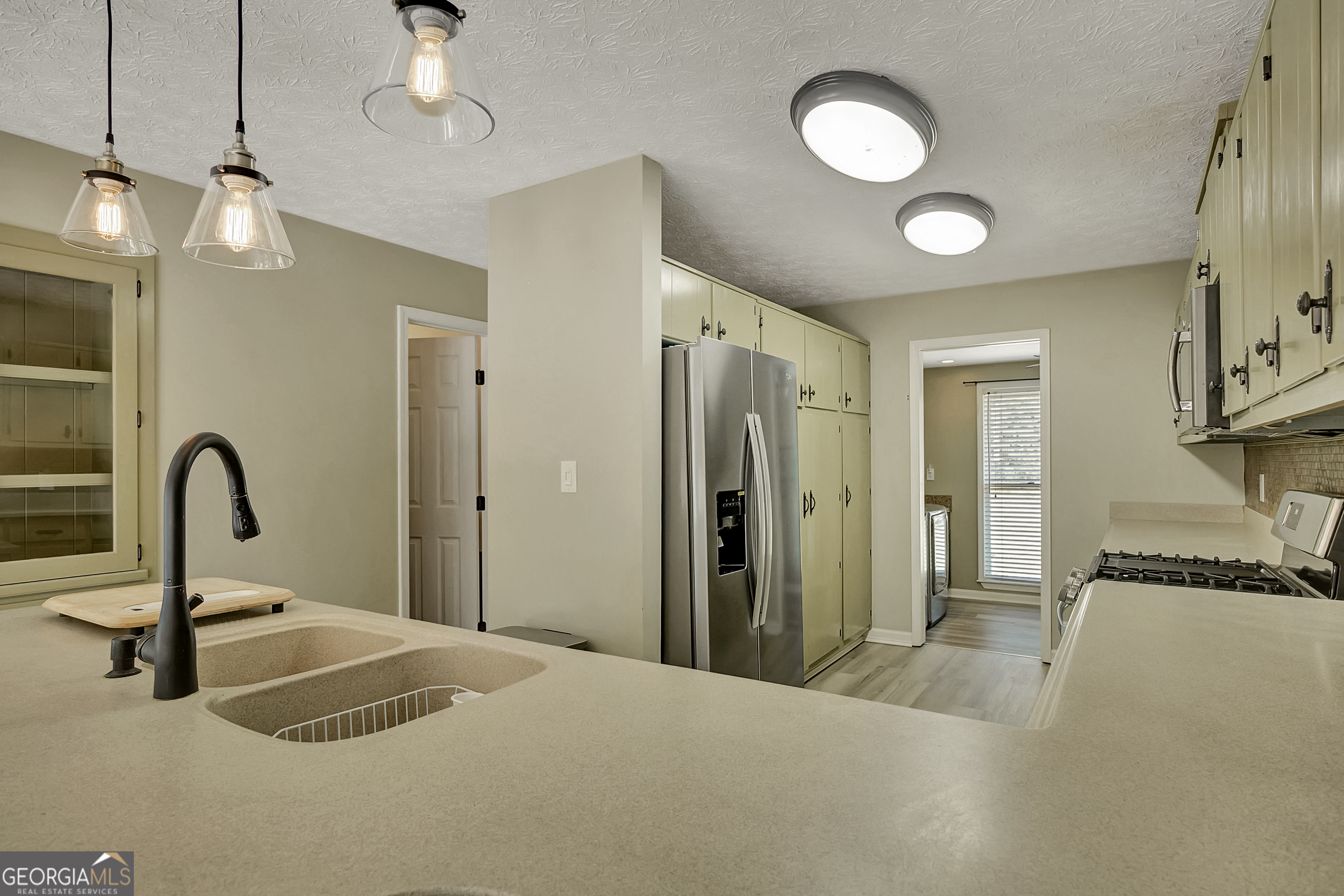 300 Briarwood Road Tyrone, GA 30290 - Photo 16 of 107