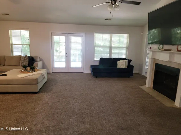 $365,000 | 9598 Nielsen Drive, Olive Branch, MS 38654