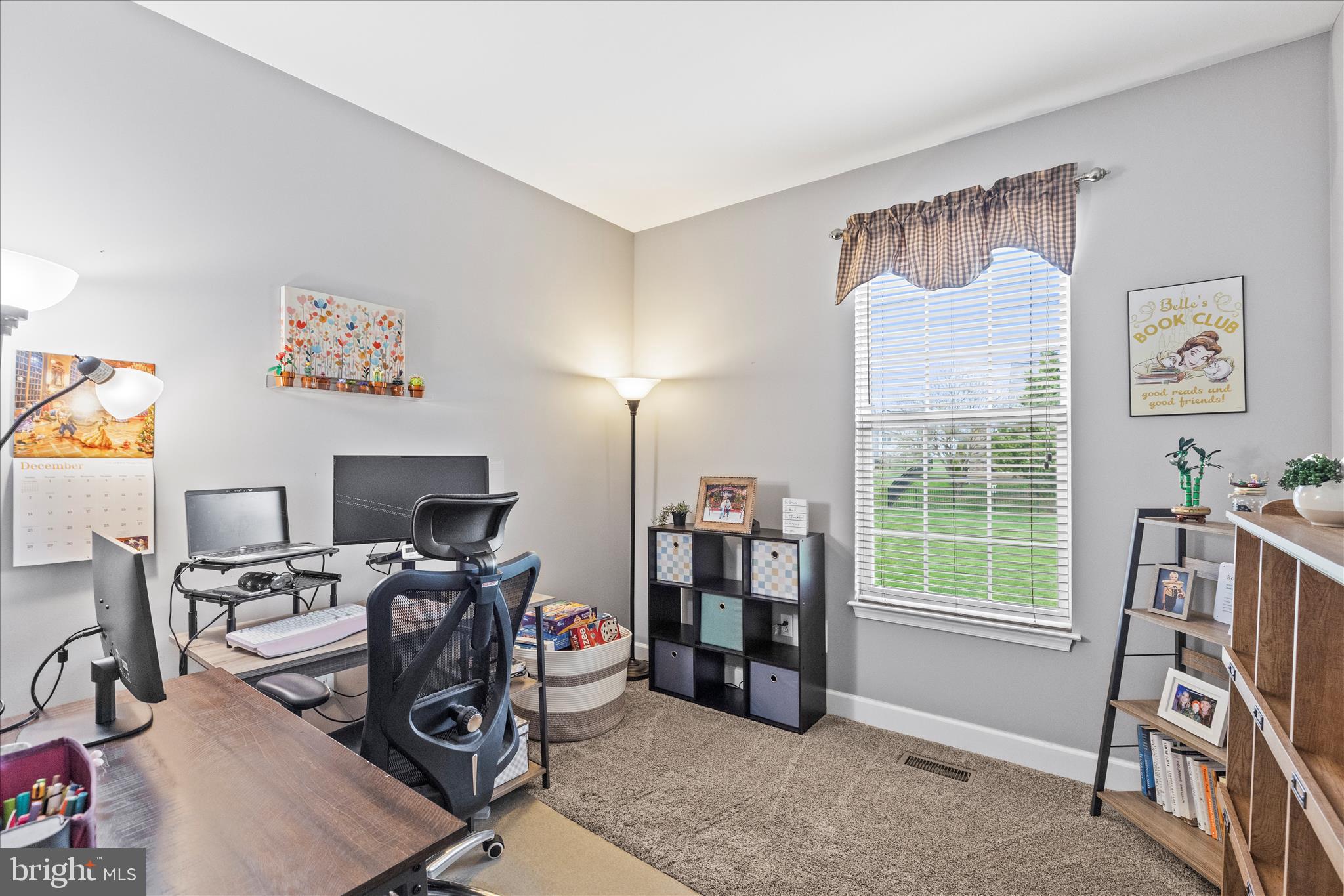 255 Sunset Drive Hanover, PA 17331 - Photo 19 of 51 Office main level