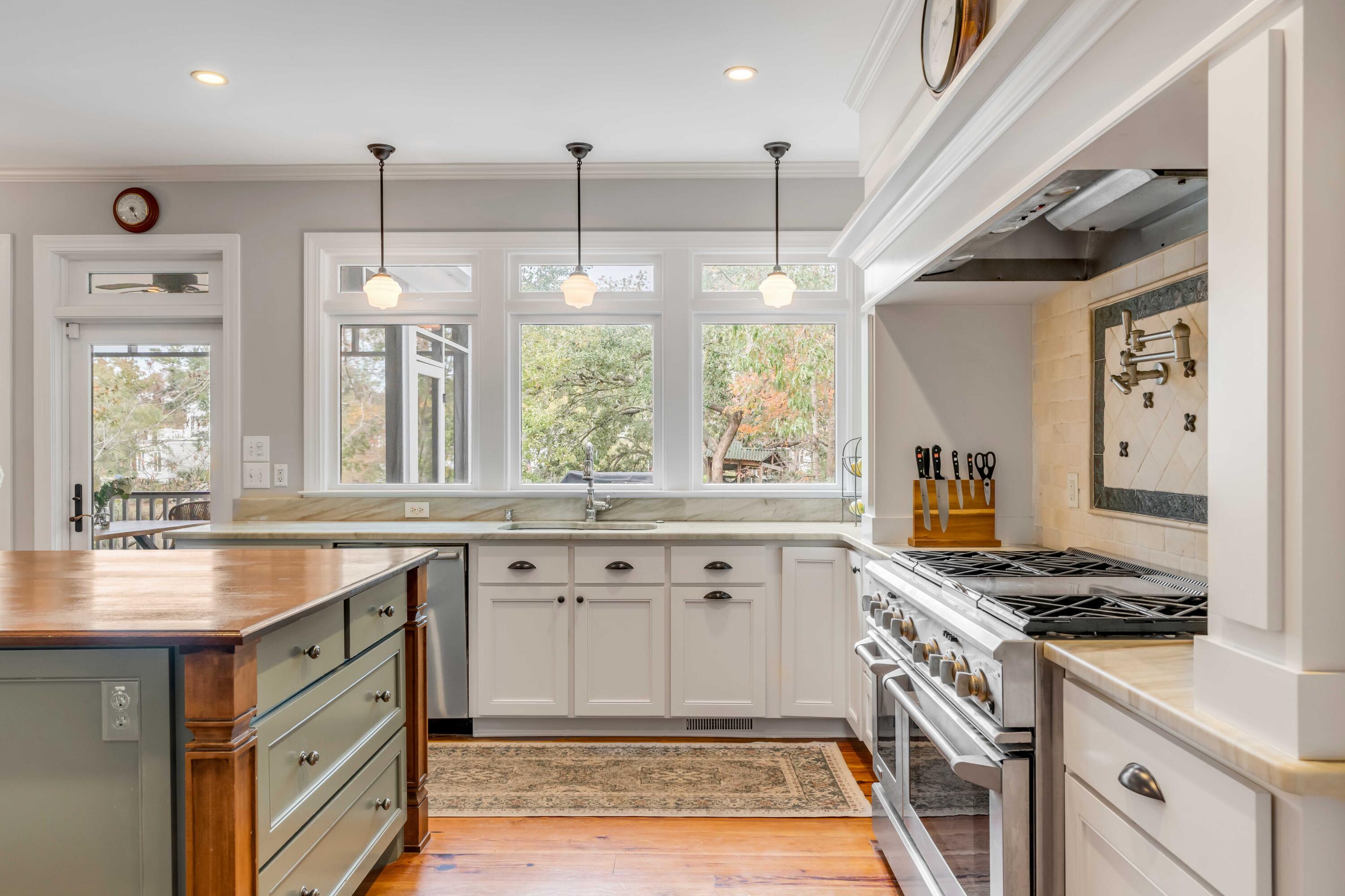 553 Planters Loop Mount Pleasant, SC 29464 - Photo 4 of 7 DSC08931