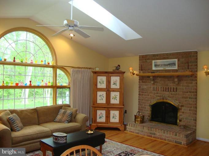 322 Felton Road Lutherville-Timonium, MD 21093 - Photo 12 of 30 Family Room