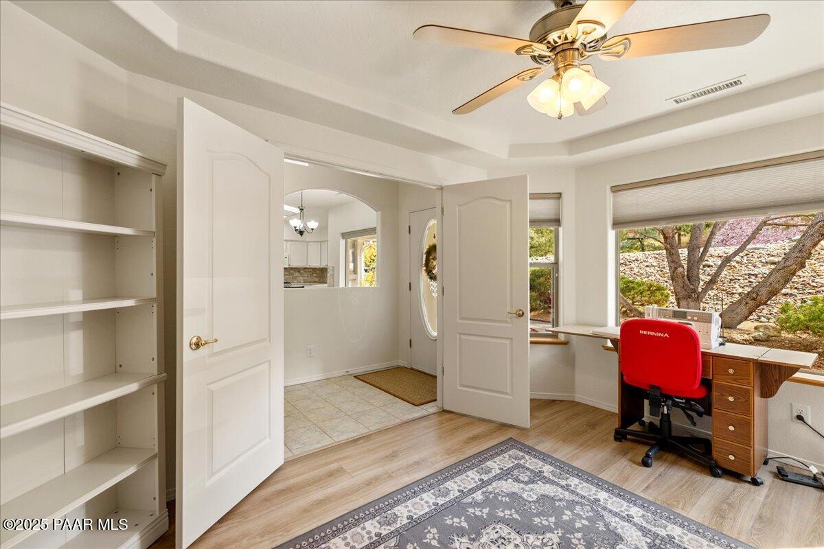 2880 Tolemac Way Prescott, AZ 86305 - Photo 4 of 49 04-Room