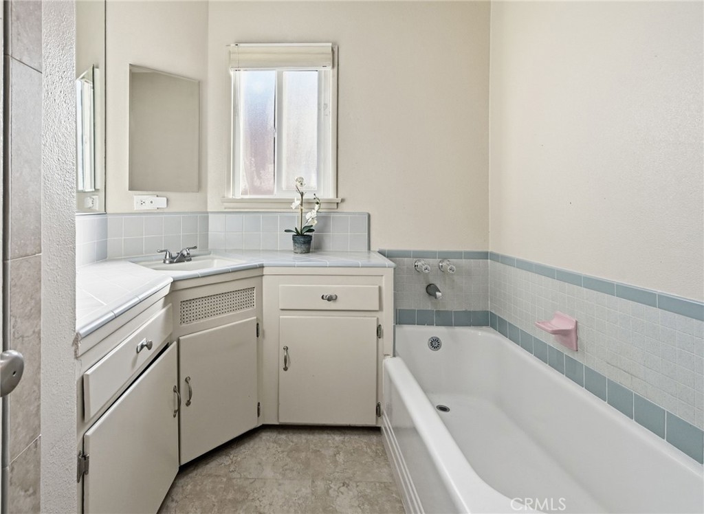 421 Sycamore Avenue Brea, CA 92821 - Photo 23 of 47