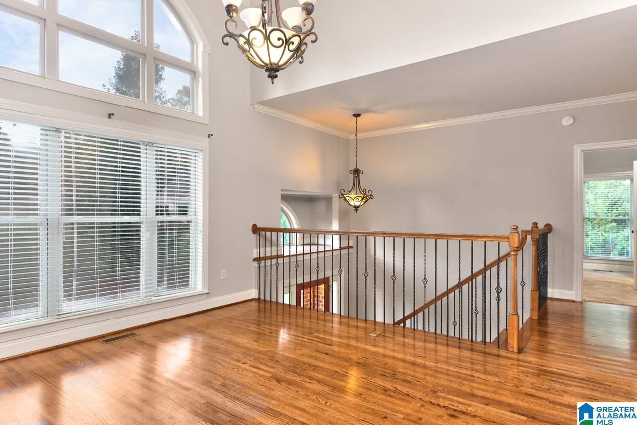 1031 Lake View Lane Calera, AL 35040 - Photo 7 of 43